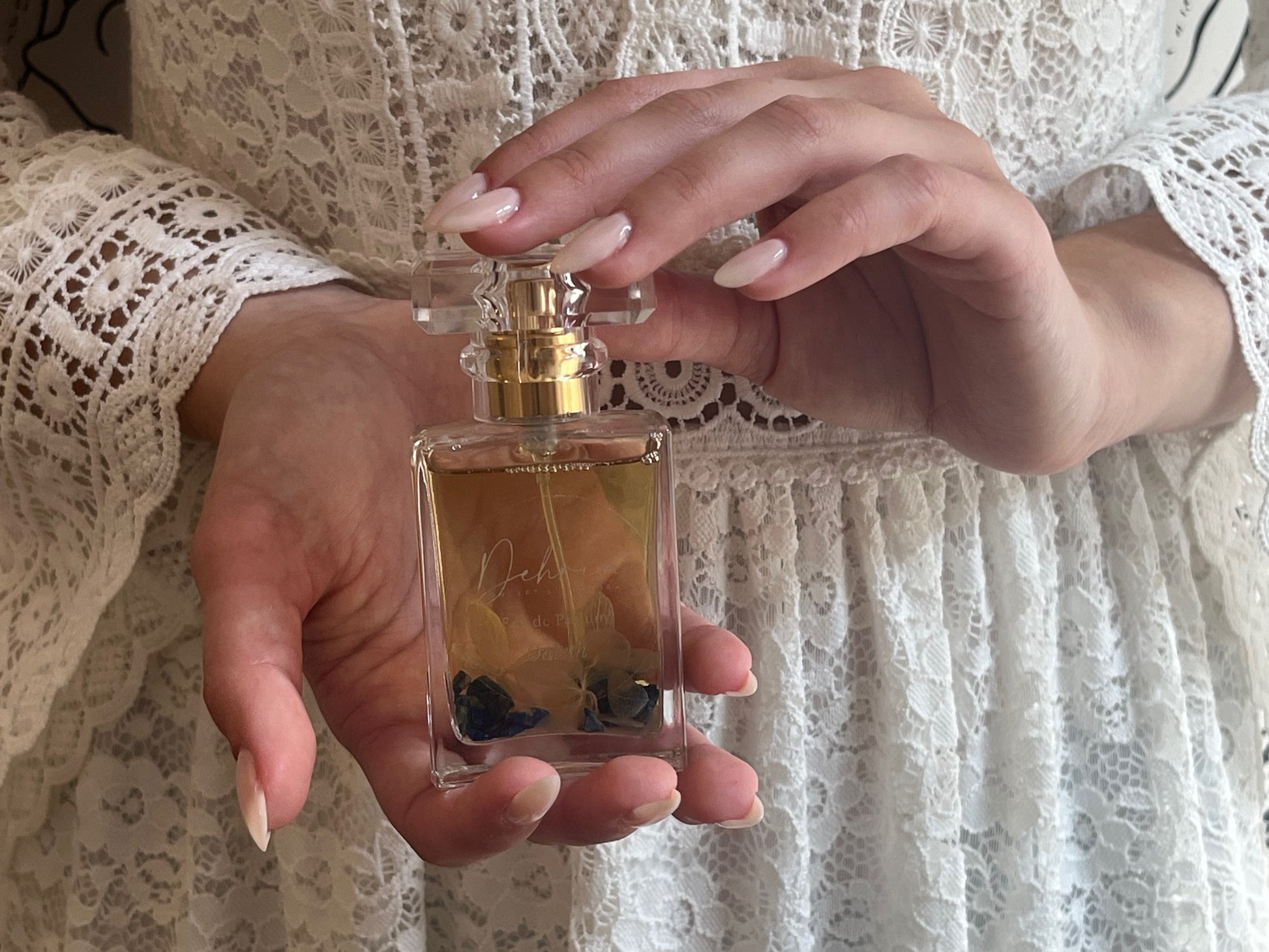 Eau de Parfum Daleth présenté par l'égérie