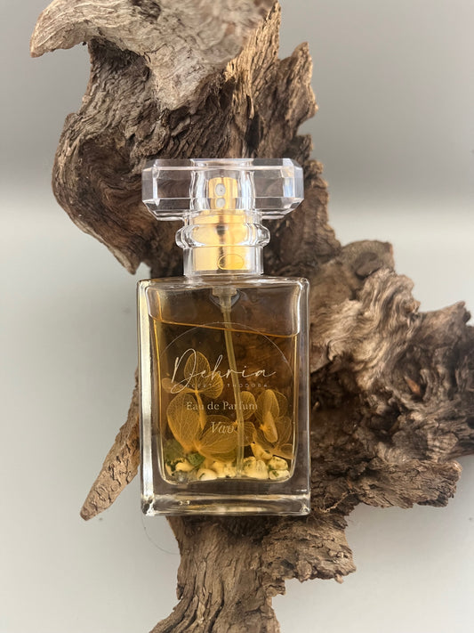 Eau de Parfum Vav sur support en bois