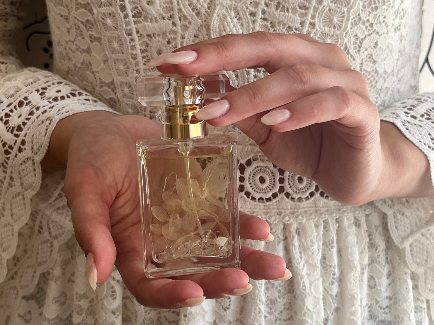 Eau de Parfum Yod présenté par l'égérie